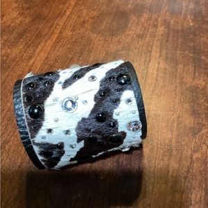 NWT leather cowhide wrist cuff